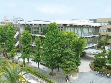 国立大学法人 岡山大学（鹿田キャンパス）附属図書館 様　外観