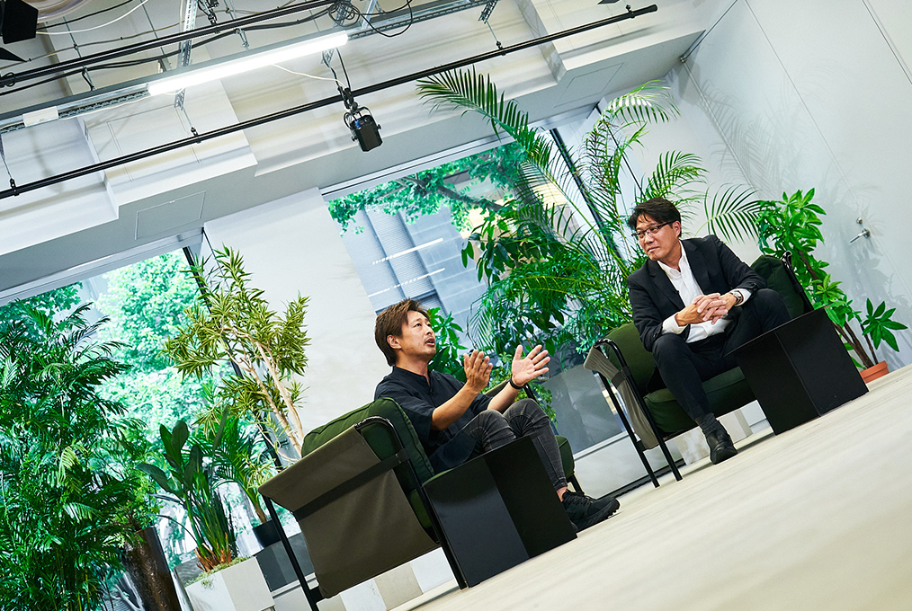 須藤憲司氏と濱本総一氏の写真