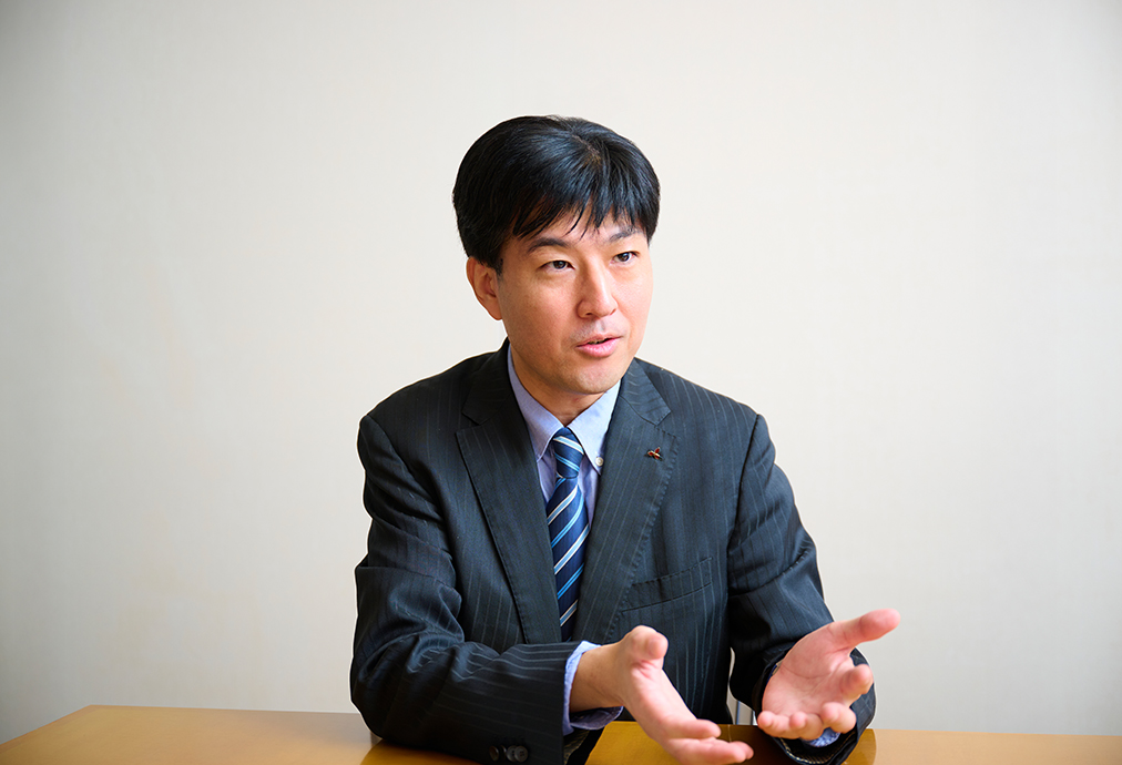 担当課長登尾健さんの写真