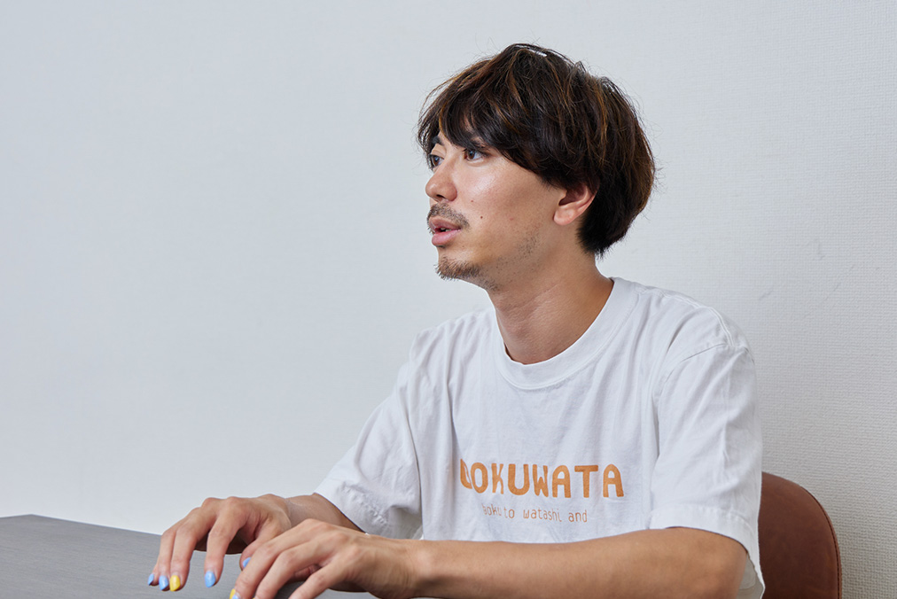 今瀧健登さんインタビュー中の写真