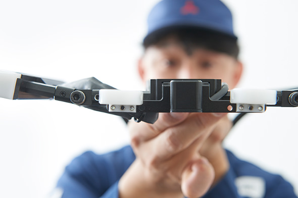 人の代わりではなく、人のできないことをするロボットです。