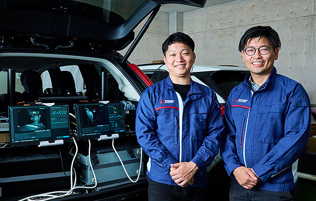 武井さん、田中さんが並んでいる写真