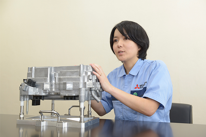 「エンジンとモーターの“いいとこどり”をするのがインバーター制御」と話す植中さん