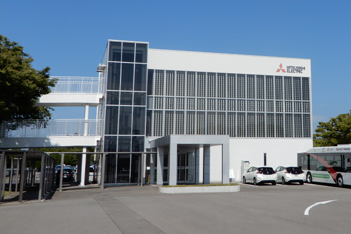 受配電システム製作所内にある「直流配電システム実証棟」