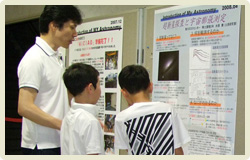 写真：順番待ちの時間にも