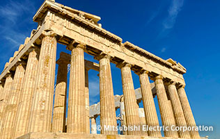 アテネのパルテノン神殿。紀元前の人類の歴史や文明の発展に思いを巡らせてみる