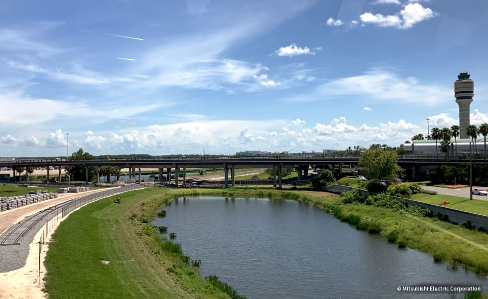 オーランド空港到着直後！天気がよく、暖かい陽気な雰囲気で思わずパシャリ。