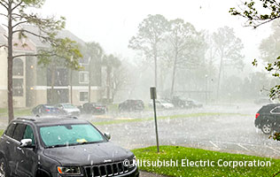 雹が降る様子_1