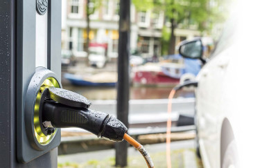 EV充電スタンド