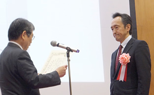 授賞式の様子(2)