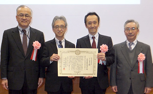 授賞式の様子(3)