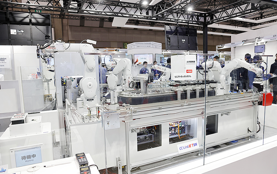 国際ロボット展で初披露されたリニアトラックシステム