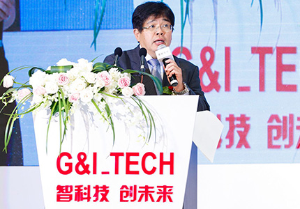 開設式典で講演するFAシステム事業本部副本部長の高橋俊哉