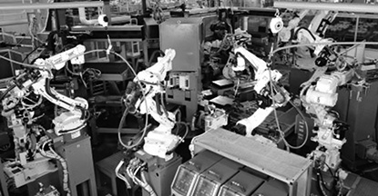 図7. 鋼板フレームの製造ライン