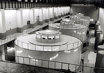 フランシス水車発電機