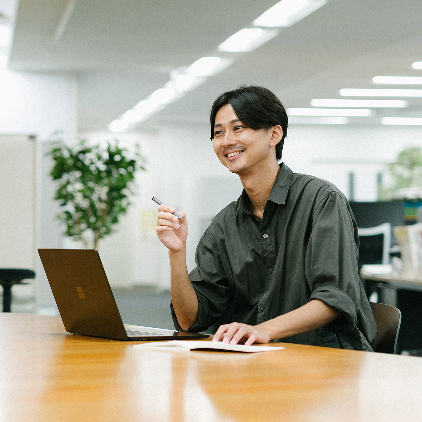 シンプルだけど奥が深い。インハウスデザイナーが領域を変えてたどり着いたこと