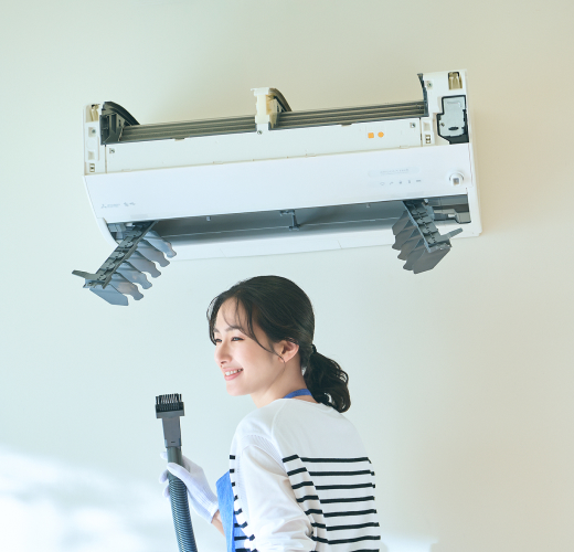 分解して掃除しやすいエアコン本体