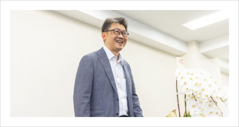 浅井浩司新社長は「エンジニアはもちろん、全社員がクラウドの知識をしっかり身につけてその活用を社会に発信していきたい」と抱負を語る