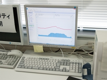 オフィス内の専用PCで空調を含むエネルギー管理を実施