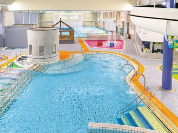 御殿場市 屋内プール施設 ふれあいプール玉穂 様