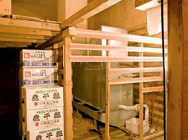 NO.10冷凍庫で使われていた床置型ユニットクーラ