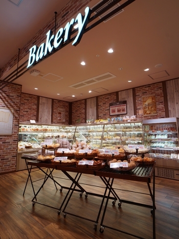 ベーカリーコーナー LEDユニバーサルダウンライト