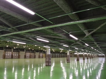 倉庫内　低天井エリア