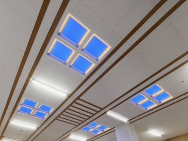 夜シーン　天井