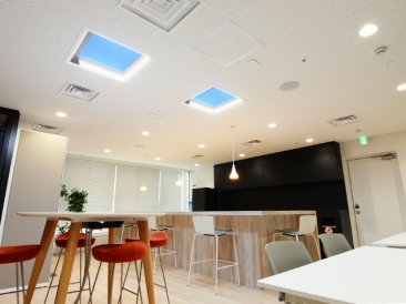 休憩コーナー　昼シーン