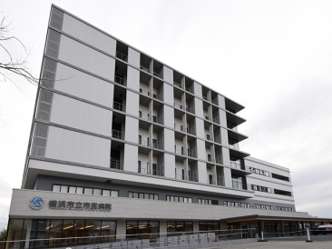 横浜市立市民病院 外観