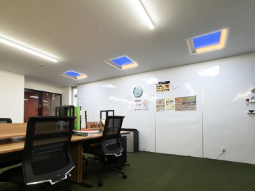 オフィス:朝/夕シーン