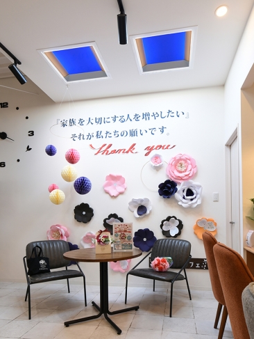 カフェ:夜シーン