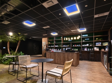 共用スペース 朝/昼シーン