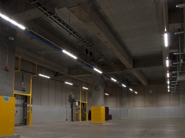 低温荷捌室（0℃）