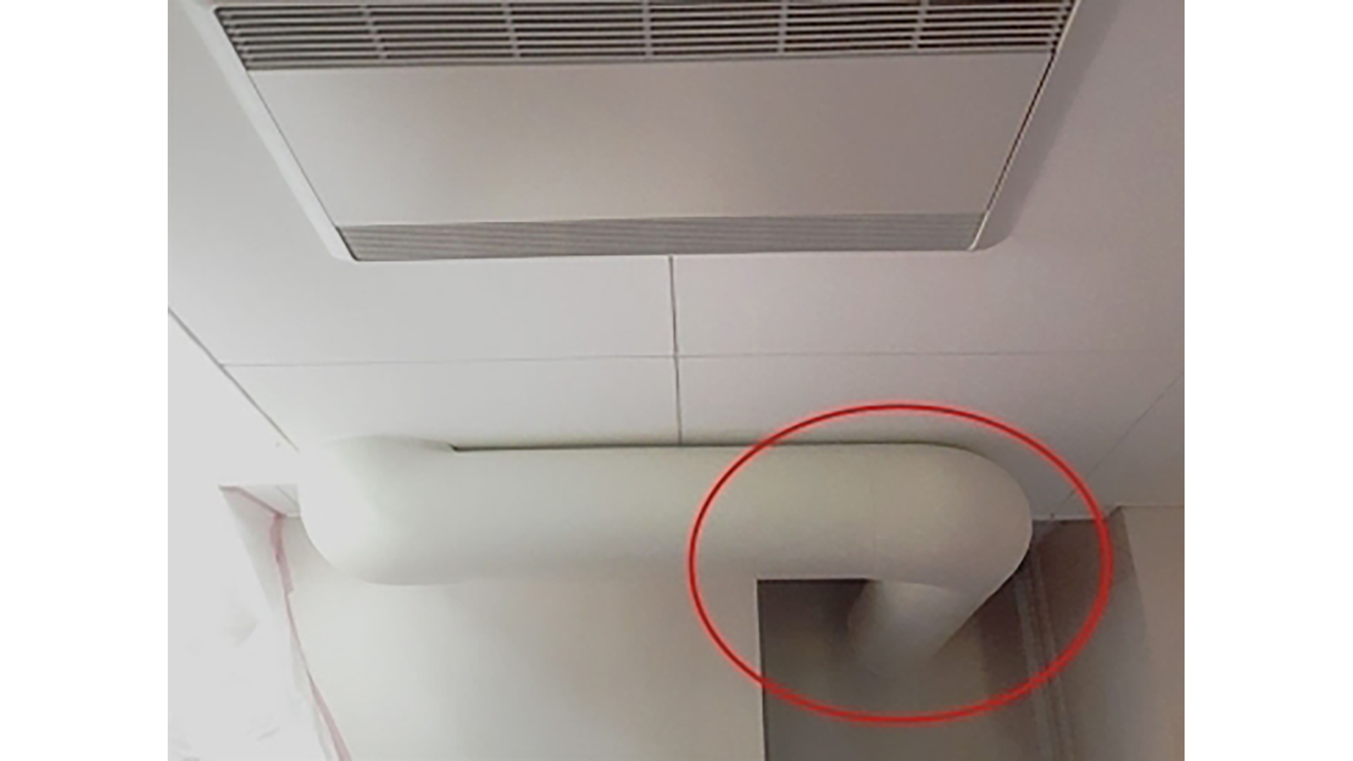 存在感のある給気ダクト