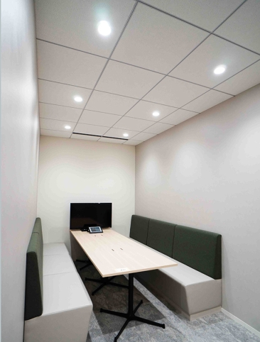 ミーティングスペース（5000K)