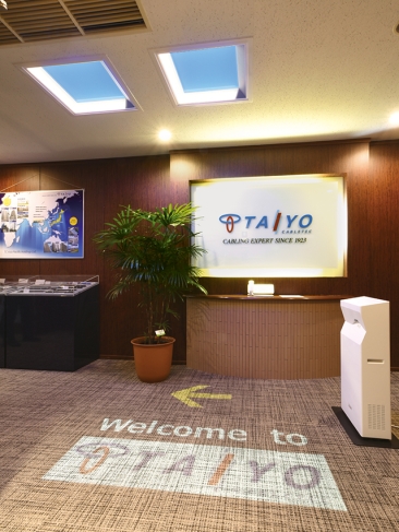 エントランス：misola天井埋込形　昼シーン