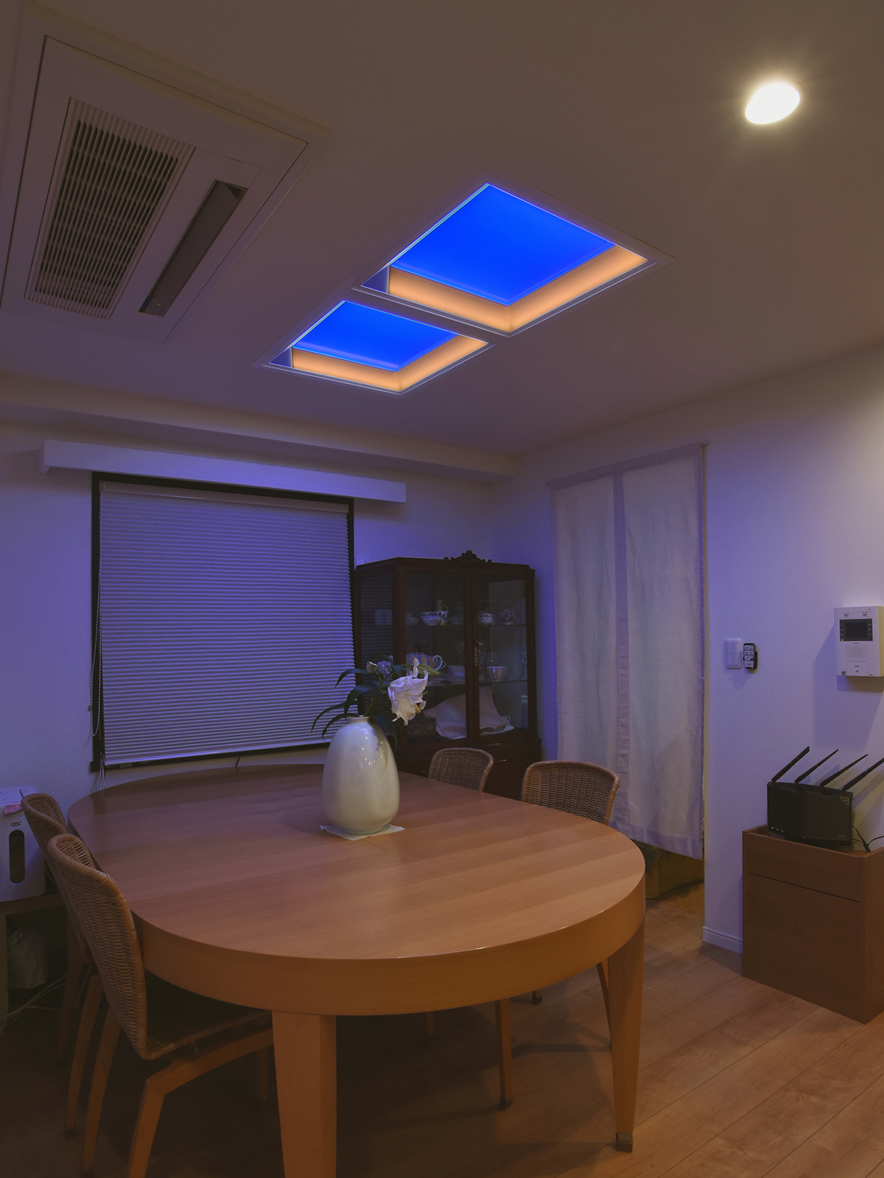 リビング：夜シーン