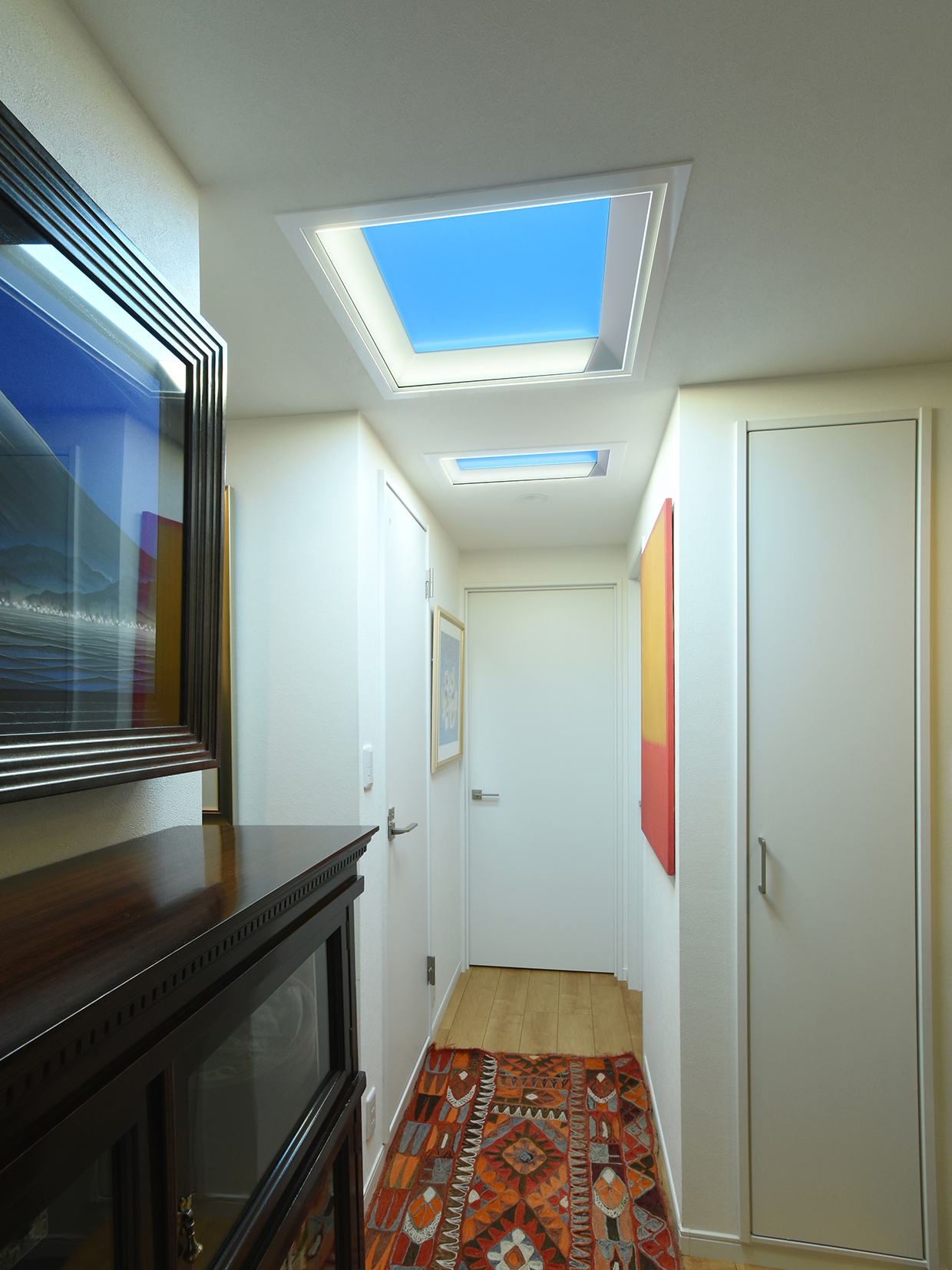 玄関通路：昼シーン