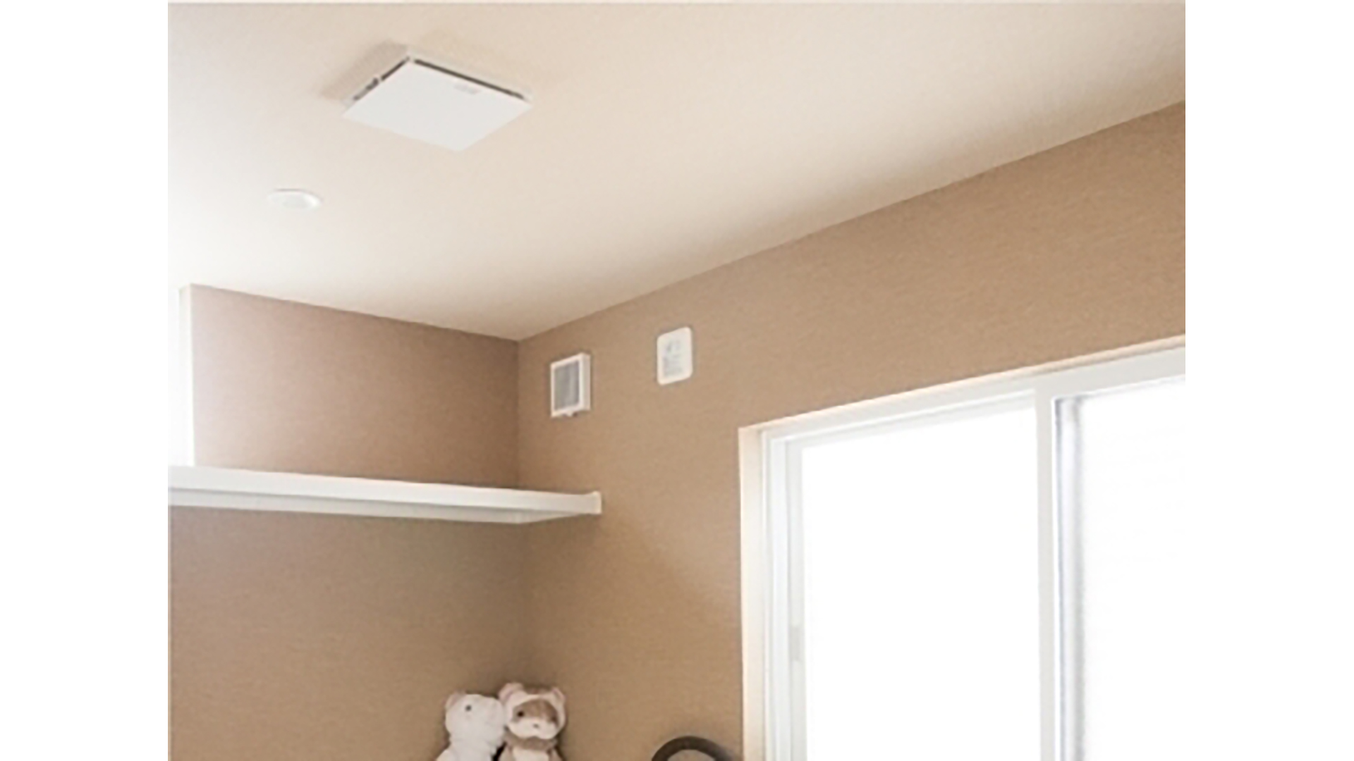 「ヘルスエアー® 機能」搭載 循環ファン 設置状態