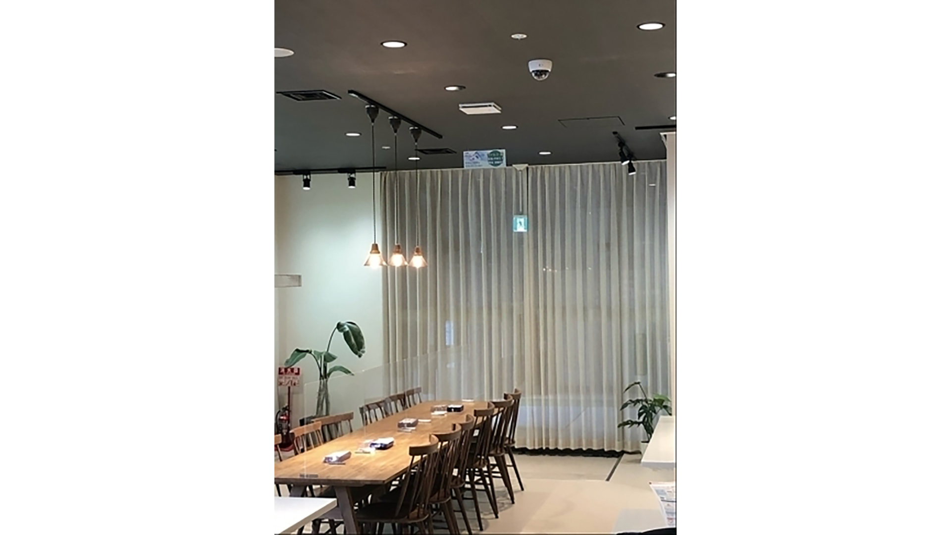 開館時間帯の使用で基本は弱運転、イベント時は強運転