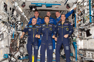 ISSの成果の一つが国際的プレゼンスの確立。若田飛行士が日本人初のISS船長に就任。「きぼう」や「こうのとり」の安全で確実な運用で宇宙先進国の地位を獲得した。（提供：NASA）
