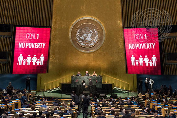 ニューヨーク国連本部で「我々の世界を変革する：持続可能な開発のための2030アジェンダ」としてSDGsが採択された