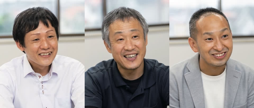 財務・人事担当　取締役　岡田 誠司 氏（左）業務運営サポート　課長　（中）ワイン検定講師・宅建士　カルチャーセンター講師・課長　岩崎 良夫 氏（右）