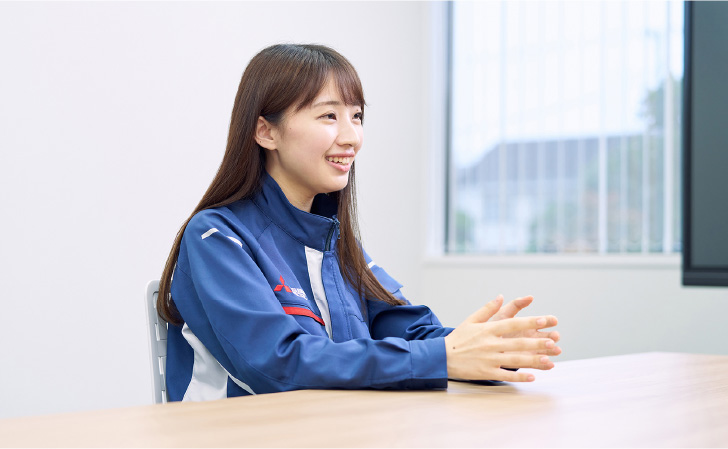 下山 いより 写真