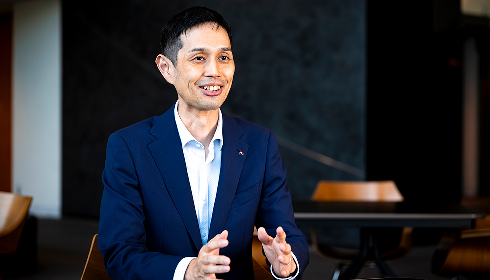 岩橋 弘典 写真